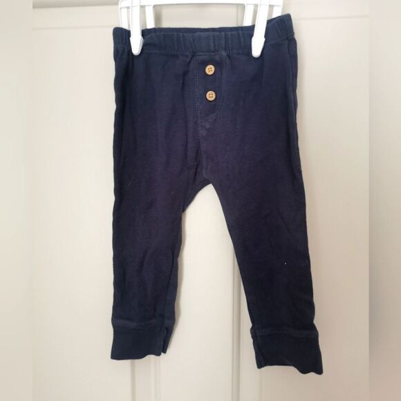5/$10 Carter's pants size 12 m - Picture 1 of 4